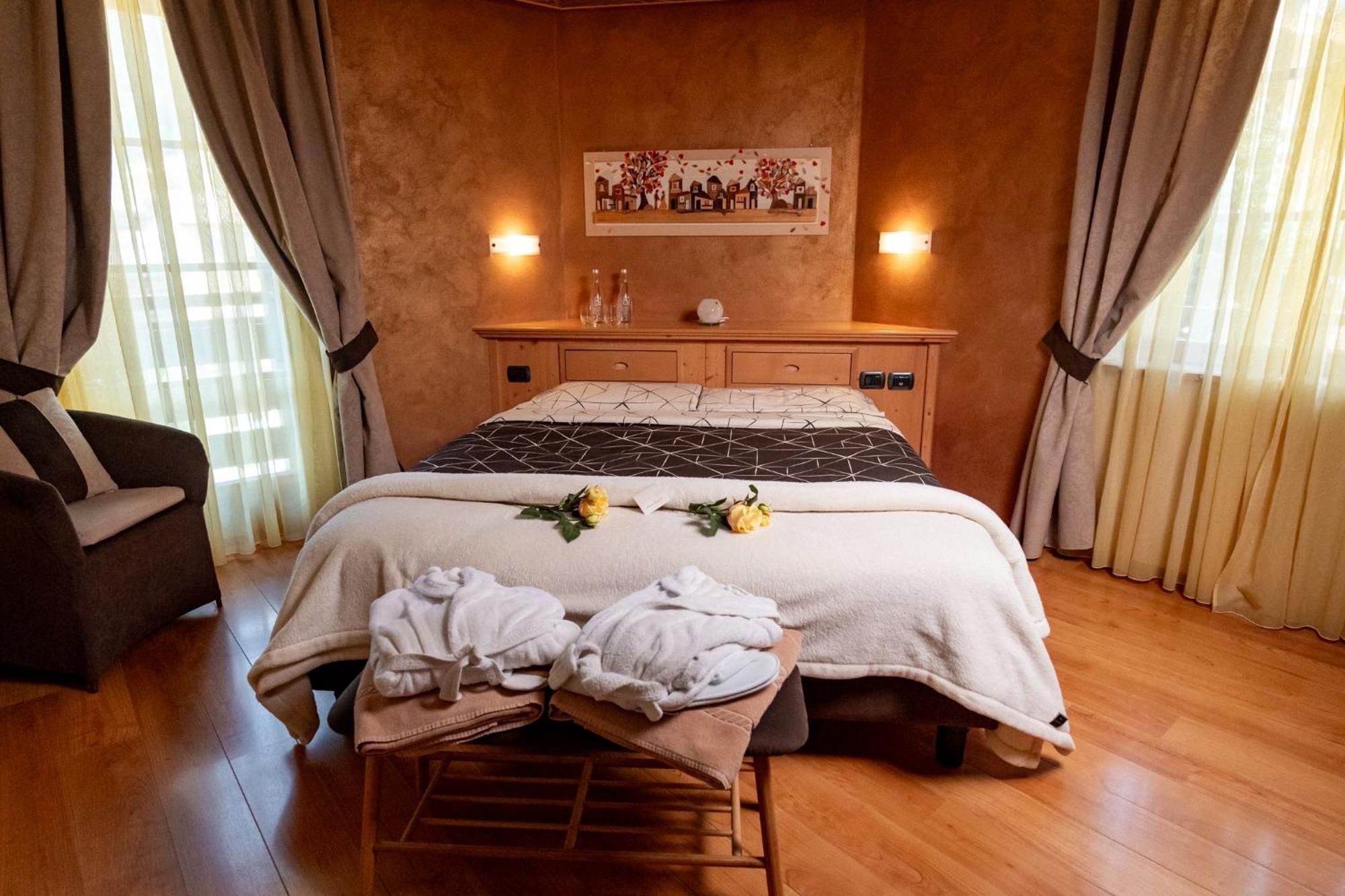 Romantic Charming Hotel Rancolin Moena Εξωτερικό φωτογραφία
