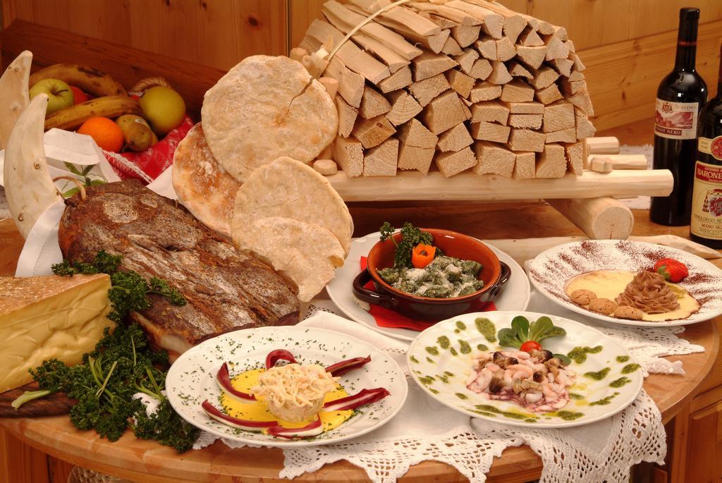 Romantic Charming Hotel Rancolin Moena Εξωτερικό φωτογραφία